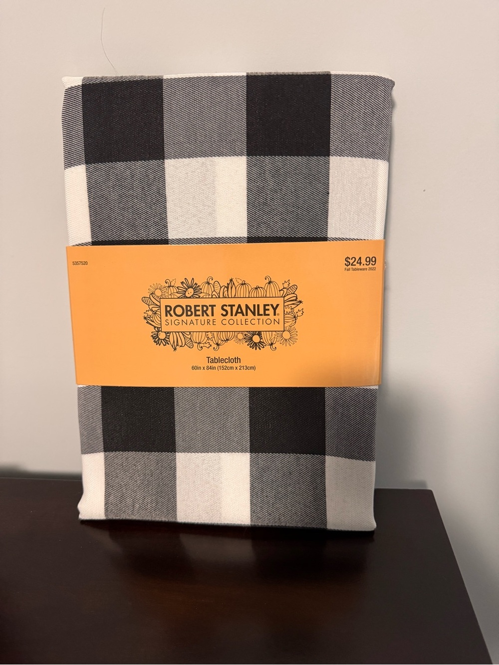 Robert Stanley Black & White Buffalo Check Tablecloth